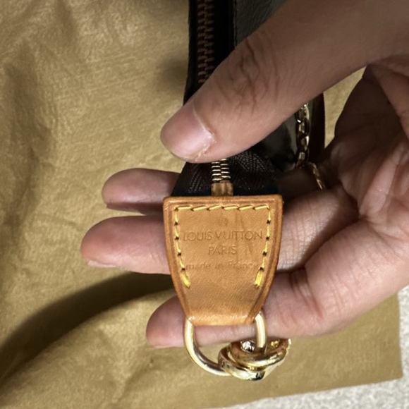 Louis vuitton pochette accessoires - Picture 6 of 11